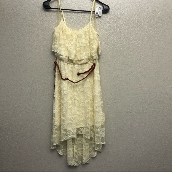Love Reign Women’s Cream High Low Floral Midi Dress &‎ Belt Size Small NWT - Picture 1 of 5